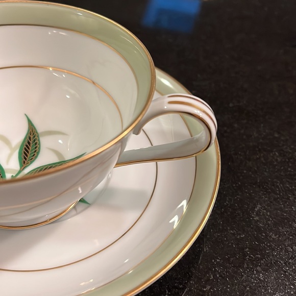 Footed Cup & Saucer Set Greenbay by NORITAKE.  Set of 4 - Picture 8 of 16